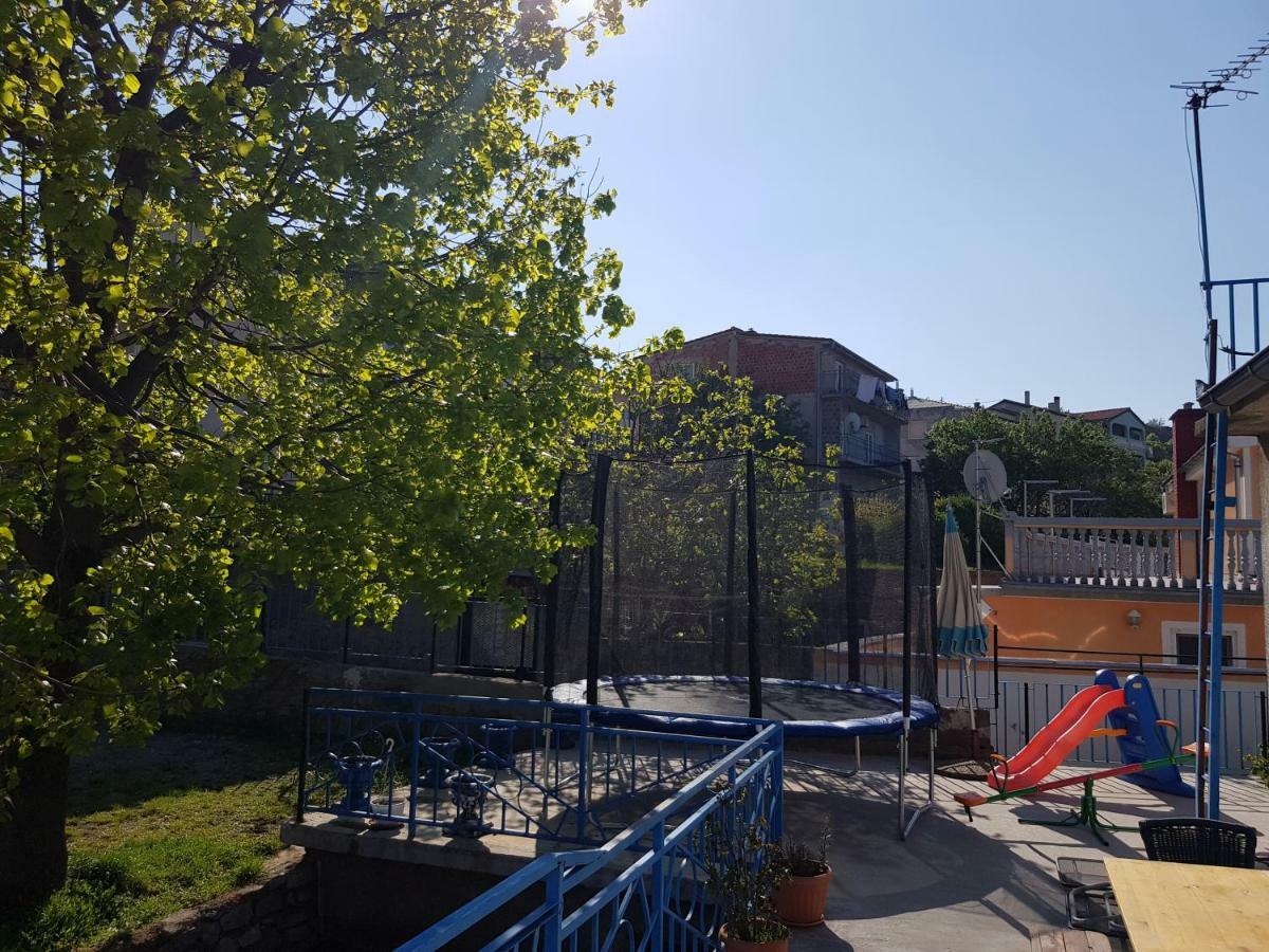 Apartment Danijela Senj  Buitenkant foto